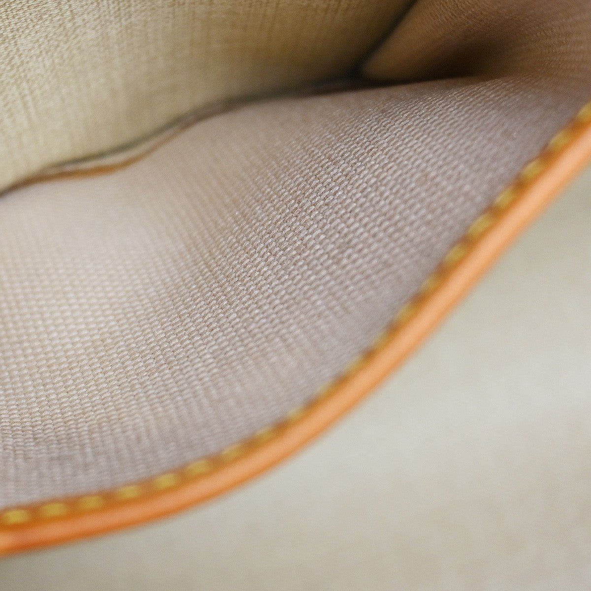 Louis Vuitton Deauville Handbag - Brandsamsara