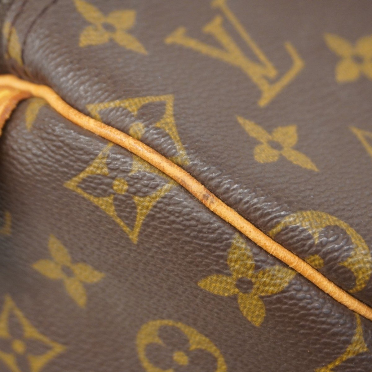 Louis Vuitton Keepall 55 - Brandsamsara