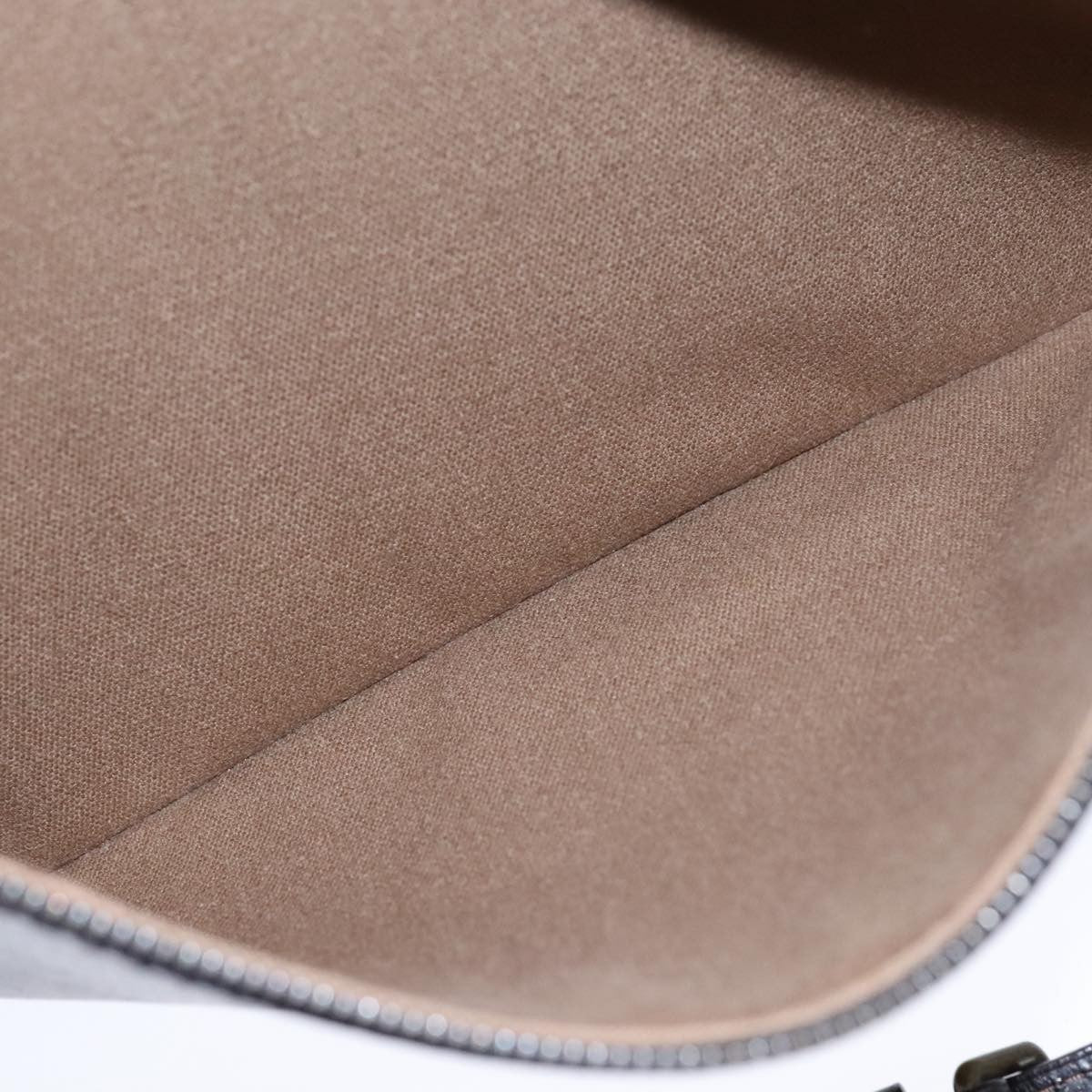 Louis Vuitton Shawnee Messenger Bag - Brandsamsara