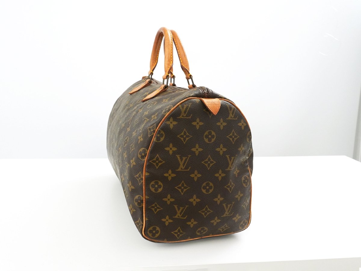 Louis Vuitton Speedy Handbag - Brandsamsara