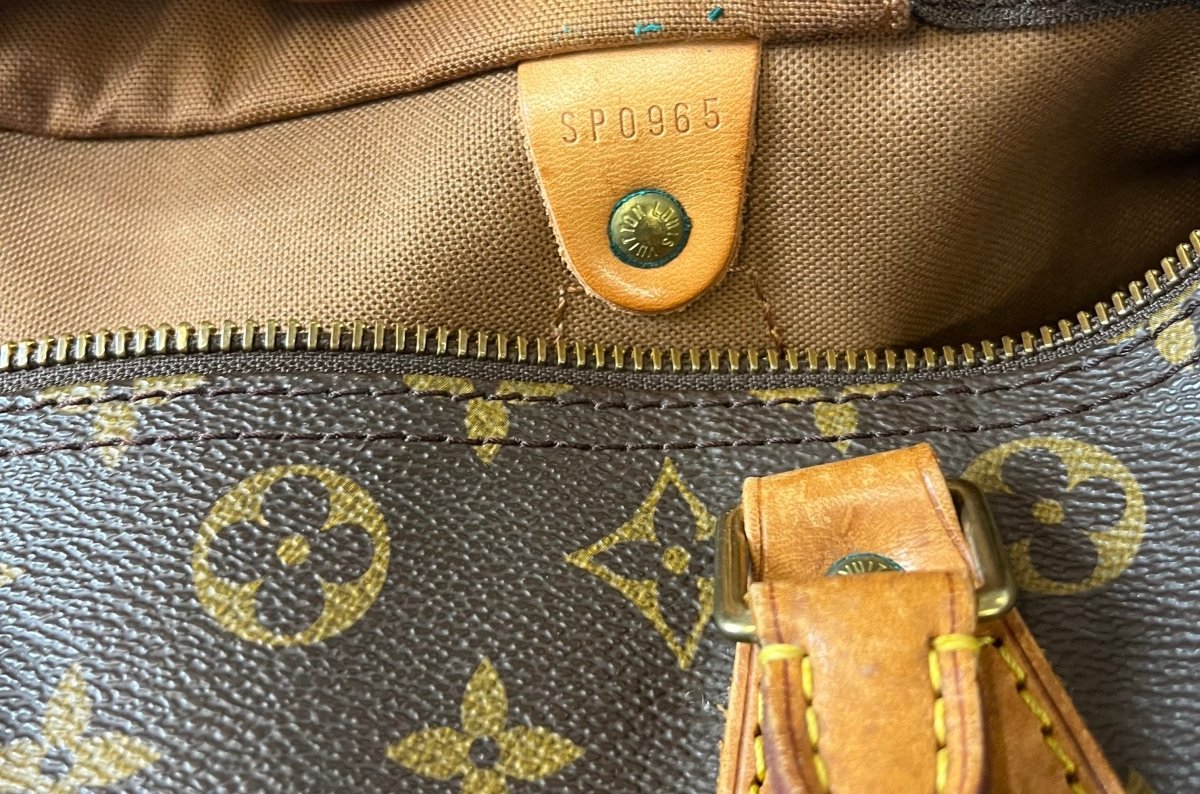 Louis Vuitton Speedy Handbag - Brandsamsara