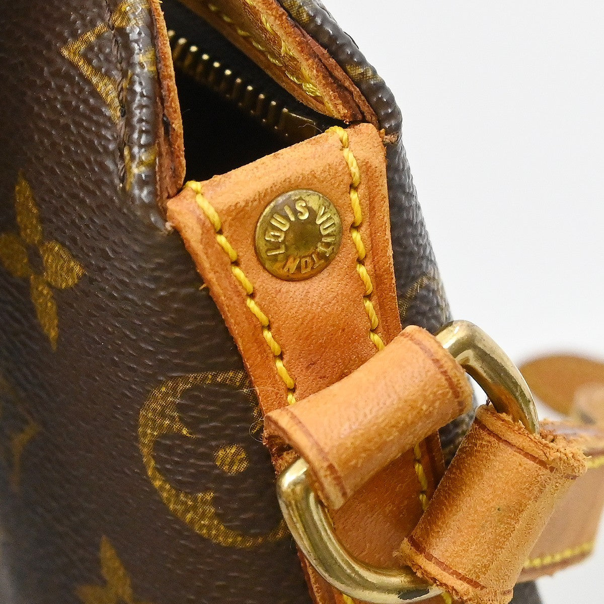 Louis Vuitton Drouot Handbag Monogram Canvas, Brown, Canvas, Shoulder Bag