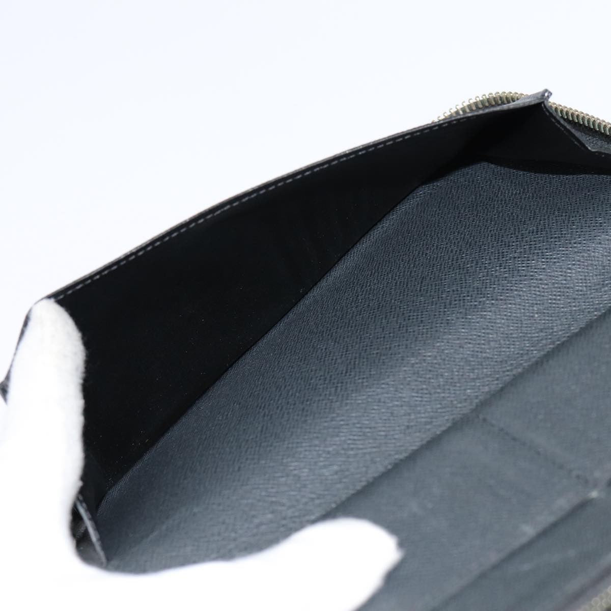 Louis Vuitton Zippy wallet vertical Taïga, GRAY, LEATHER, Wallets