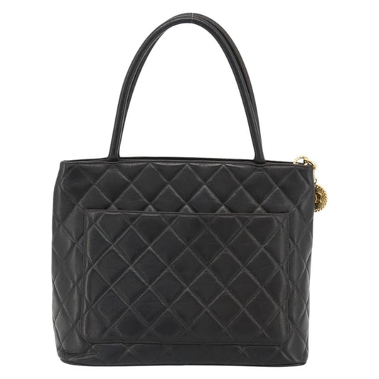 Chanel Matelassé Lambskin leather, Black, Leather, Tote Bag