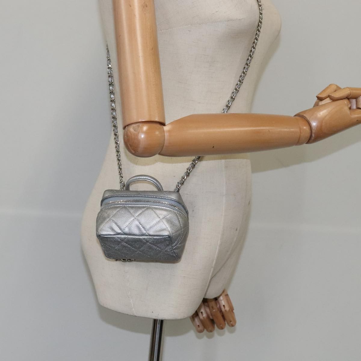 Chanel Classic Vanity Case with Chain Quilted Caviar, Silver, Leather, Shoulder Bag