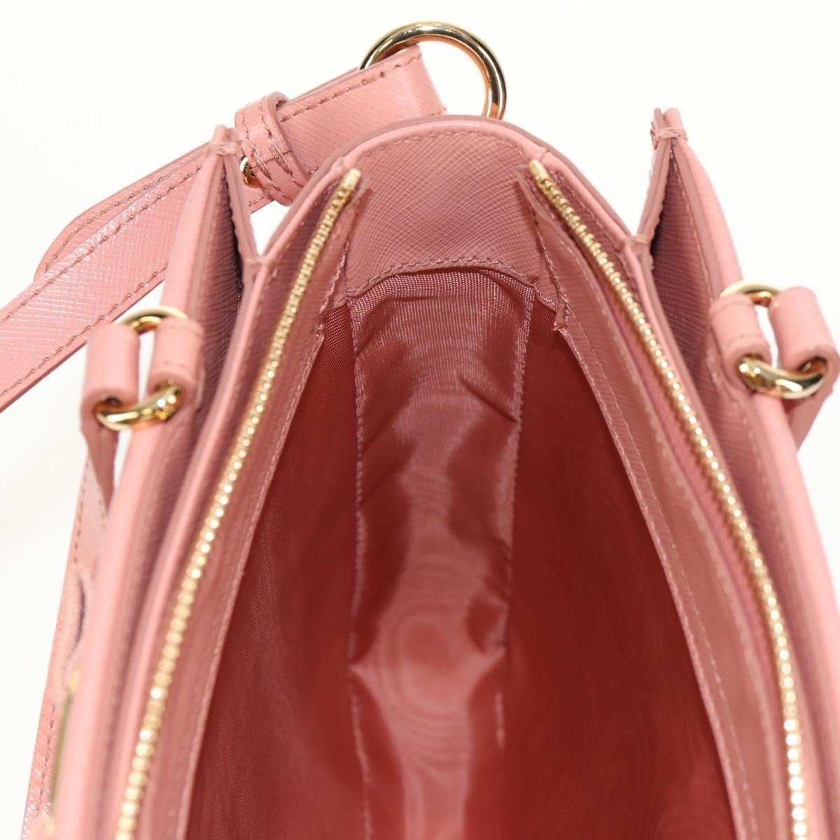 Salvatore Ferragamo Vala - Brandsamsara