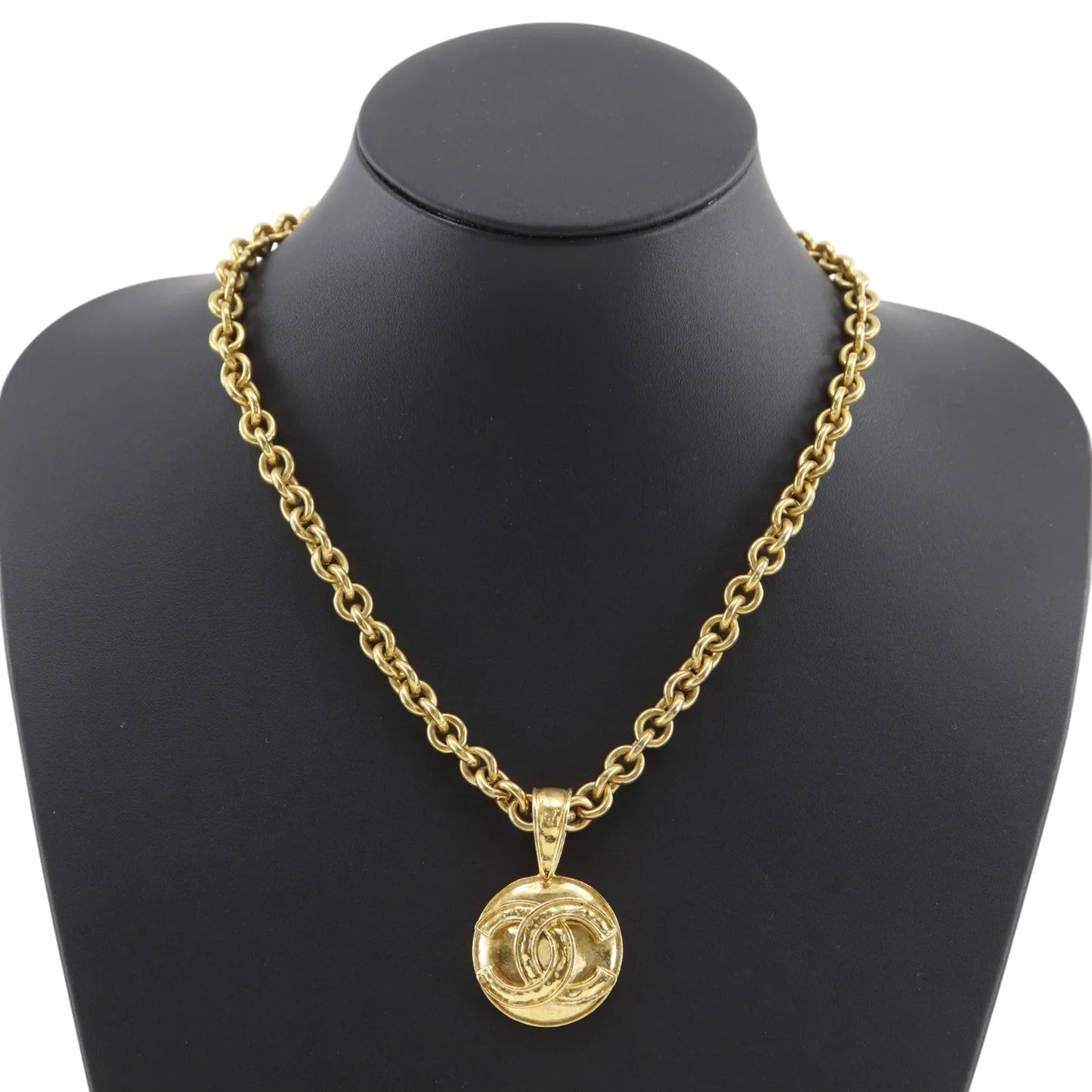 Chanel Vintage CC Round Pendant Long Metal, Gold, Gold Plated, Necklace