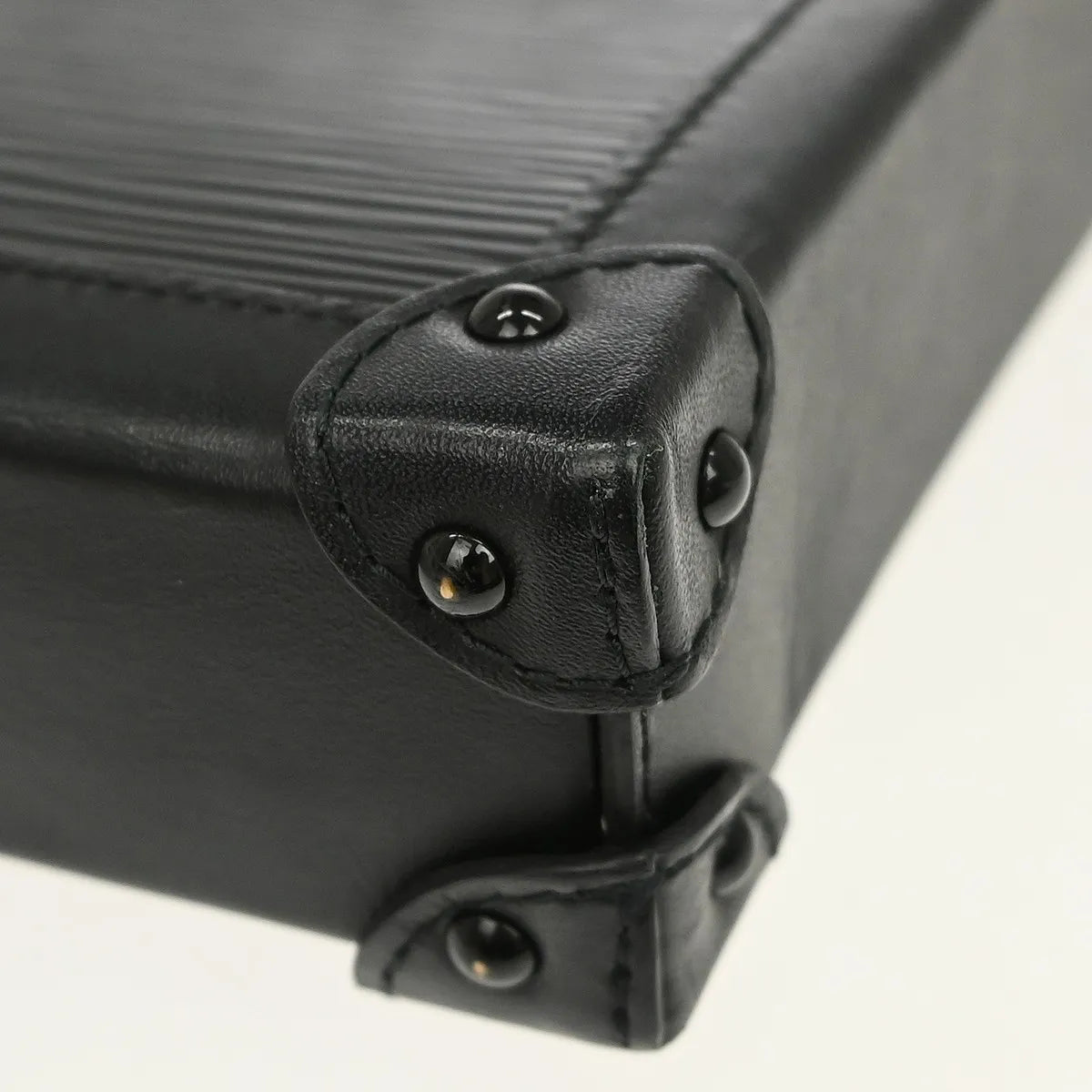 Louis Vuitton Vertical Trunk Pochette Epi Leather, Black, Leather, Clutch