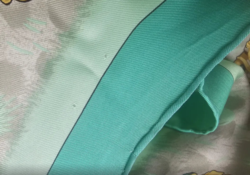 Hermes Carré 90 Silk multicolor, Multicolour, Silk, Scarf