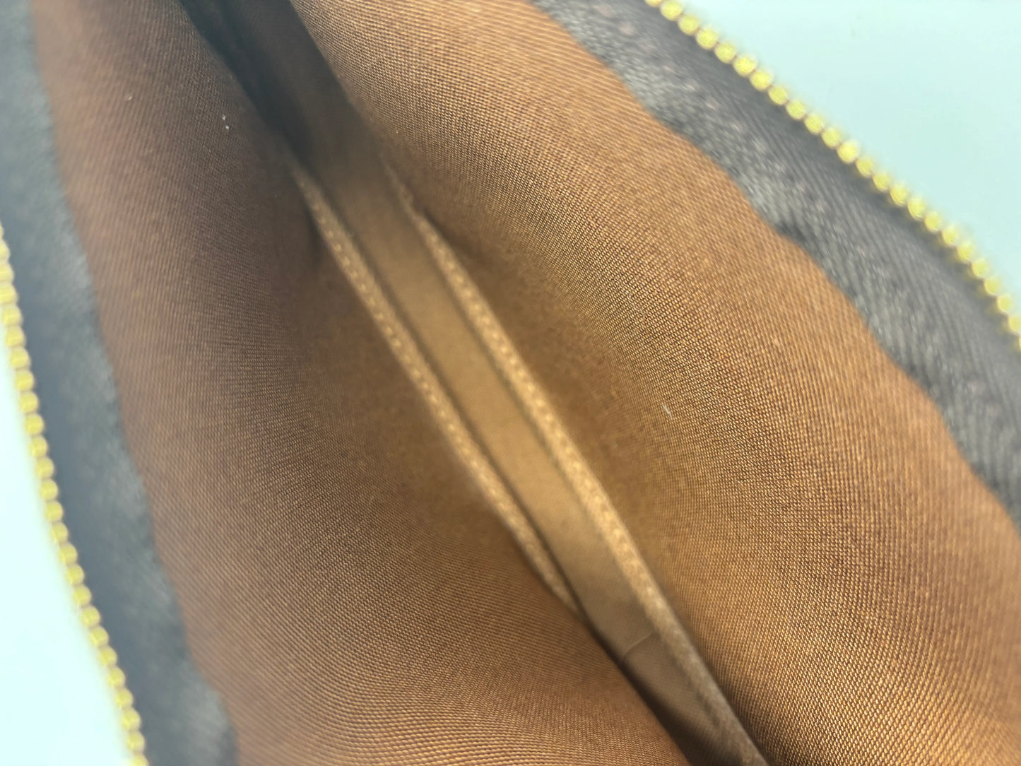 Louis Vuitton Louis Vuitton Monogramme Pochette Monogramme Canvas, Brown, Canvas, Clutch