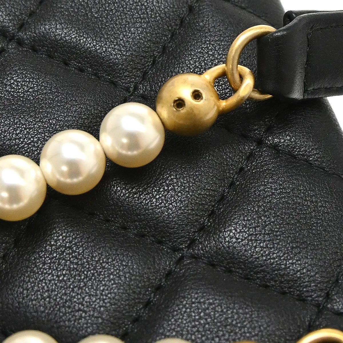 Chanel About Pearls Flap Card Holder with Chain Lambskin, Black, Leather, Shoulder Bag