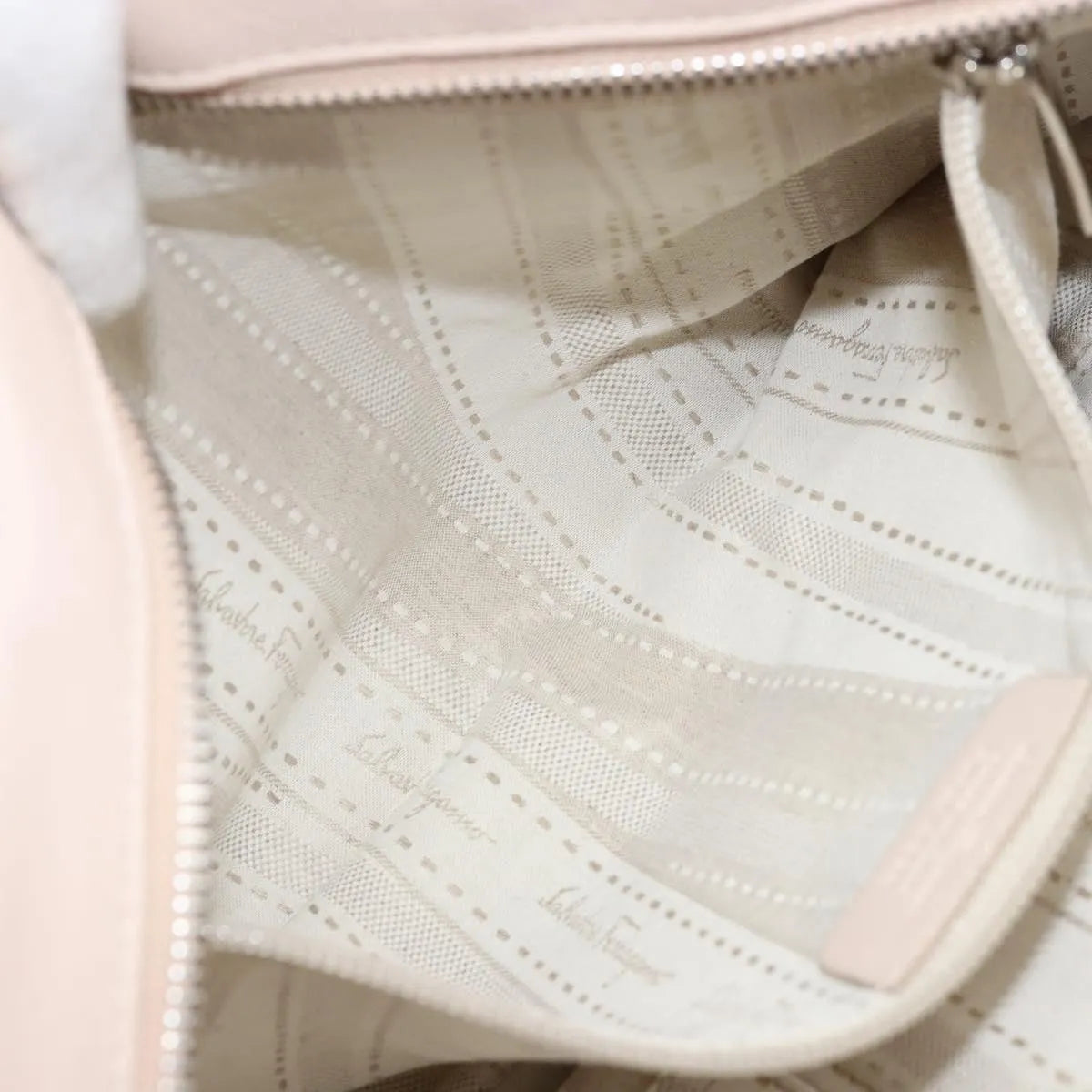 Salvatore Ferragamo Gancini Leather, Pink, Leather, Handbag