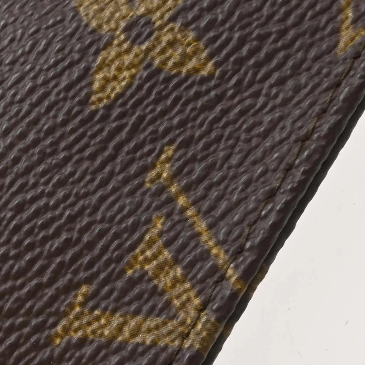 Louis Vuitton Pochette Secret Monogram canvas, Brown, Canvas, Clutch