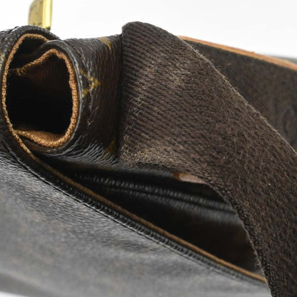 Louis Vuitton Beaubourg Messenger Monogram Canvas, Brown, Canvas, Handbag