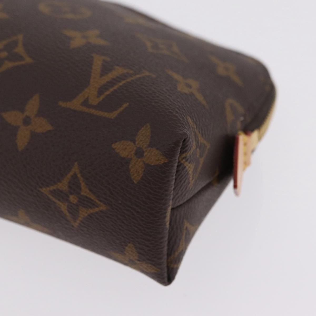 Louis Vuitton Cosmetic Monogram Canvas, Brown, Canvas, Toiletry Case