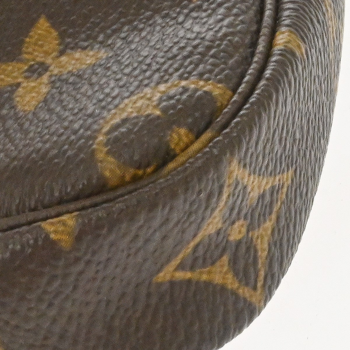 Louis Vuitton Mini pochette accessoires Canvas, Brown, Canvas, Clutch