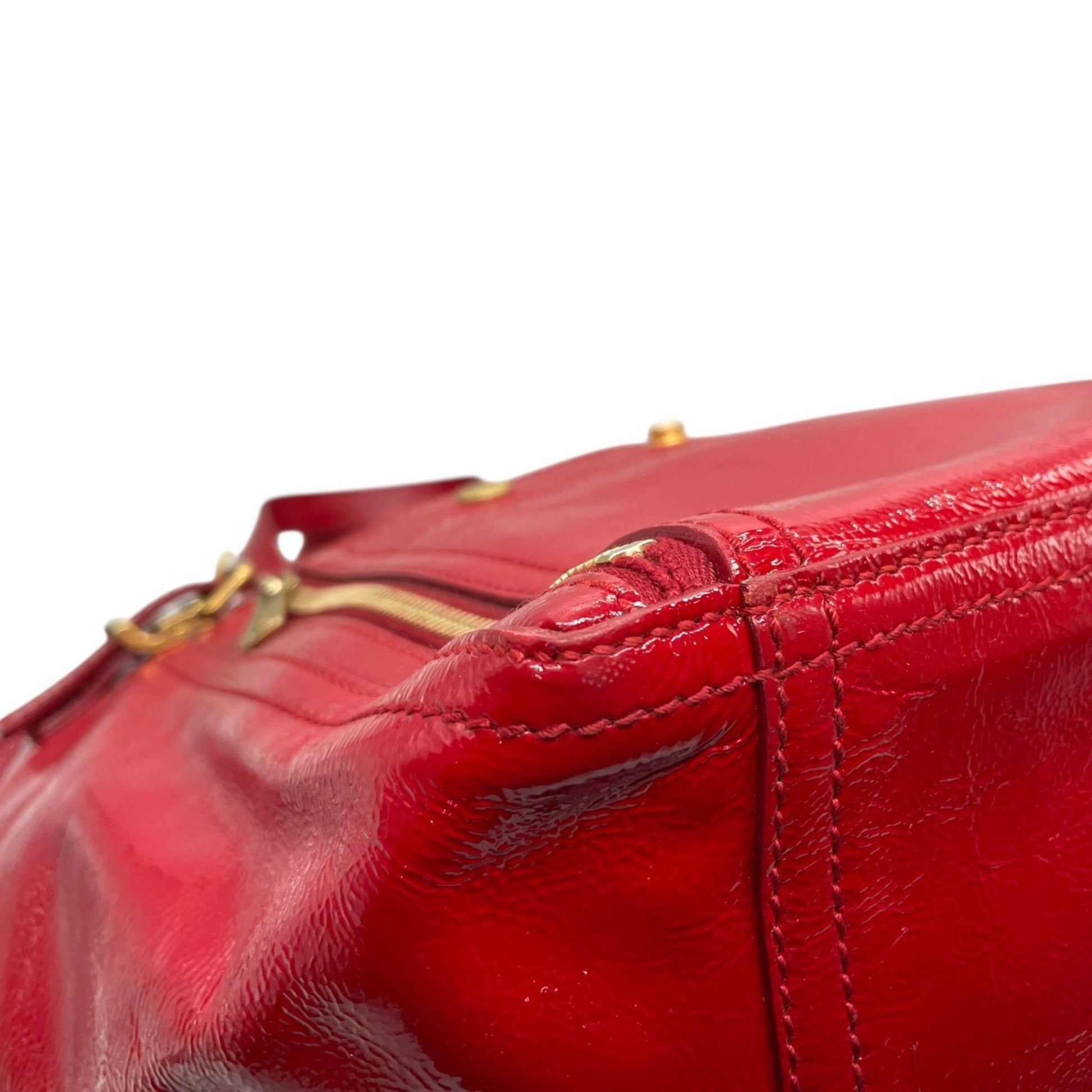 Saint Laurent Downtown Handbag Patent, RED, LEATHER, Handbag