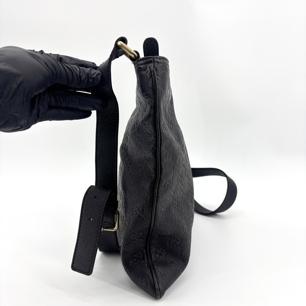 Gucci Crossbody Guccissima Leather, Black, Calfskin, Crossbody Bag