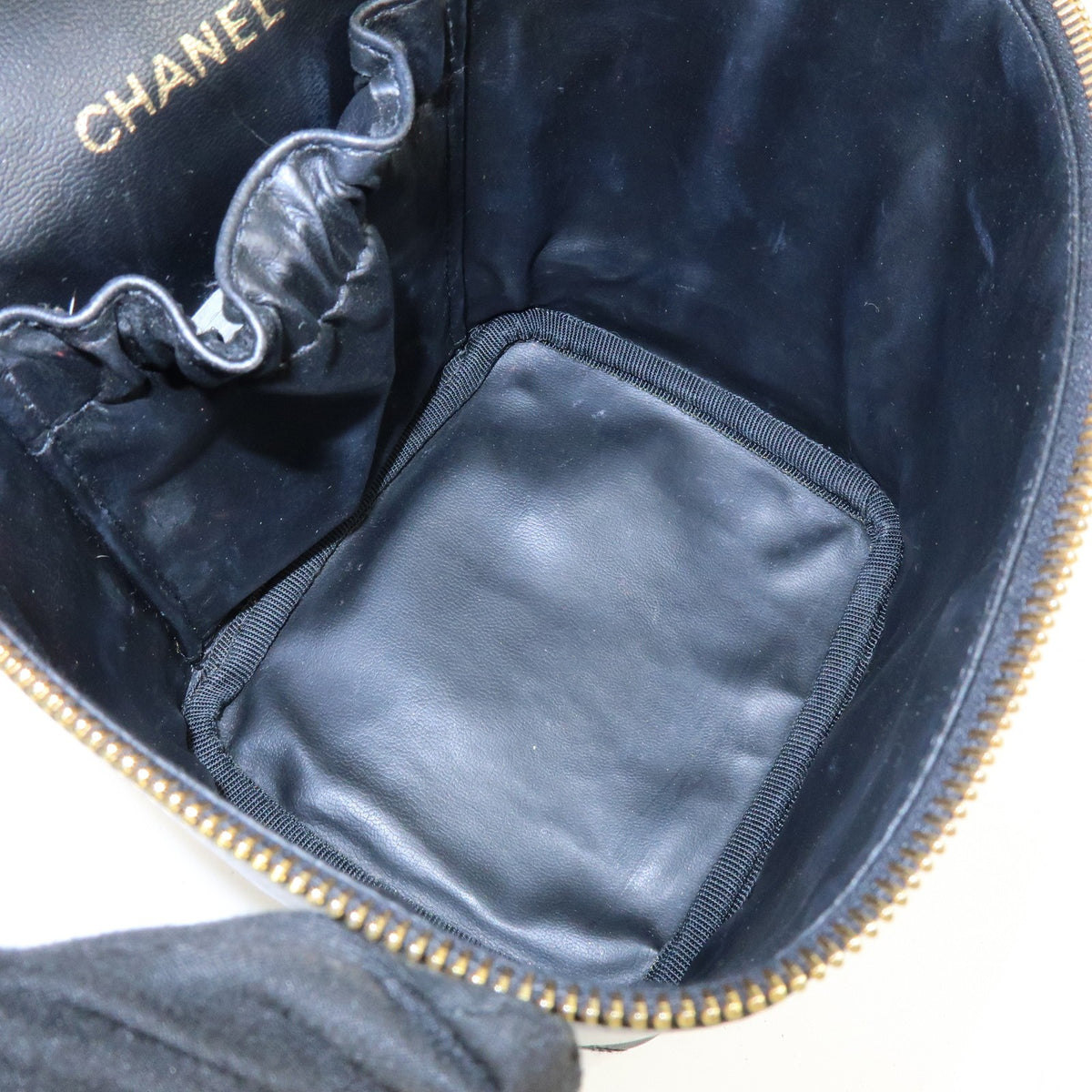 Chanel Vintage Cosmetic Case Lambskin, Black, Leather, Clutch