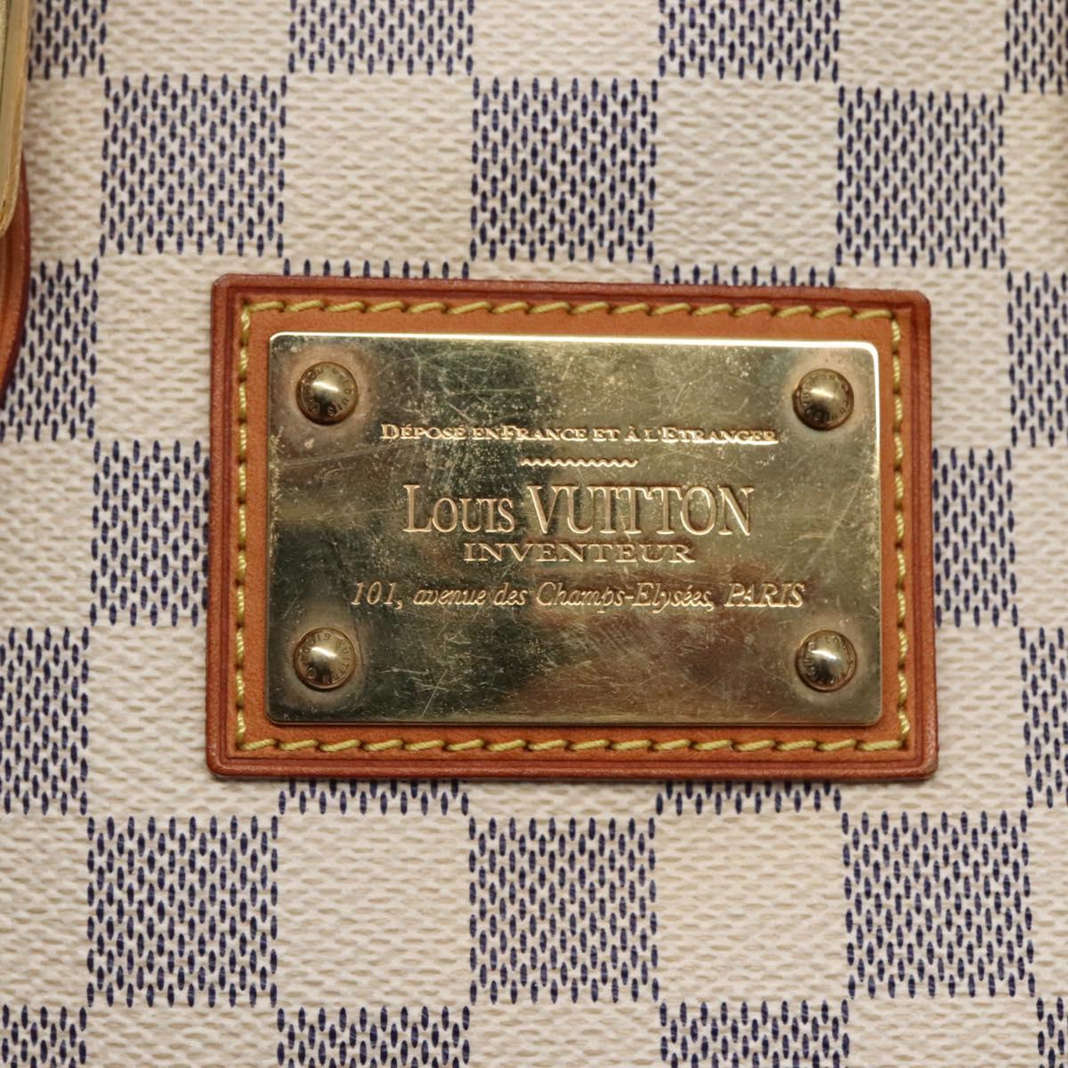 Louis Vuitton Hampstead, White, Canvas, tote