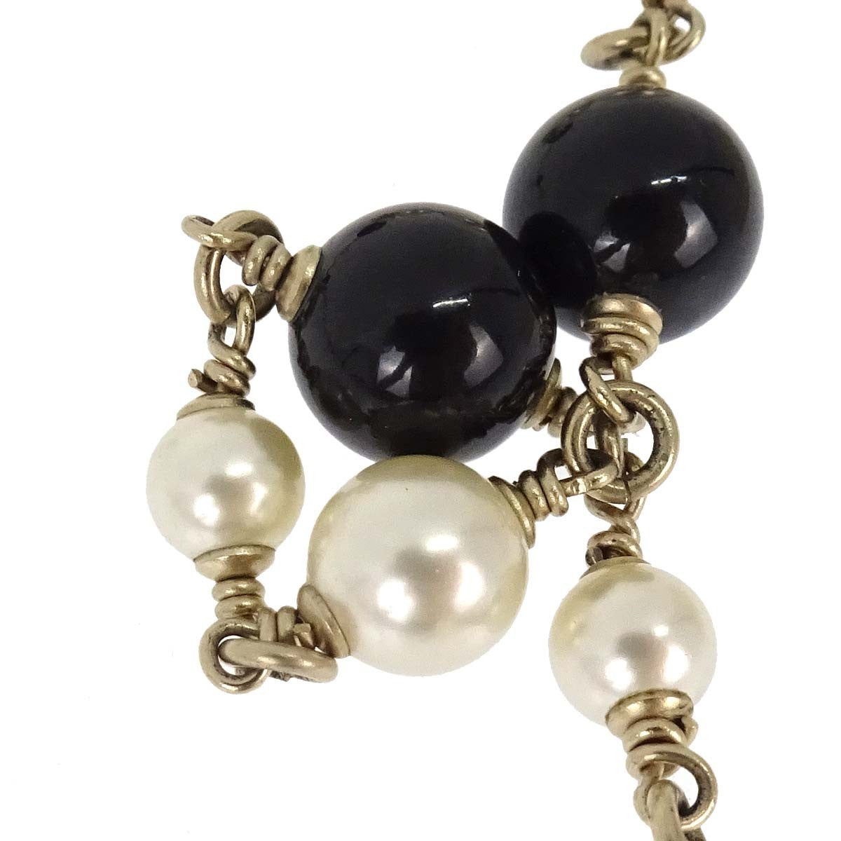 Chanel CC Necklace Faux Pearl and Metal, Gold, Gold Plated, Necklace