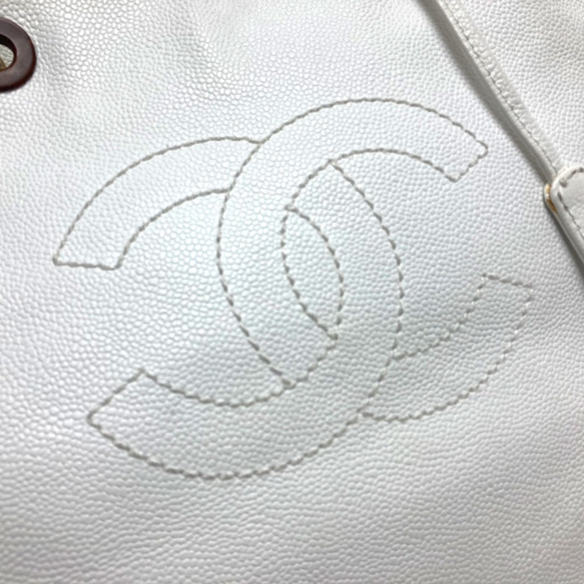 Chanel Logo CC, White, Leather, tote