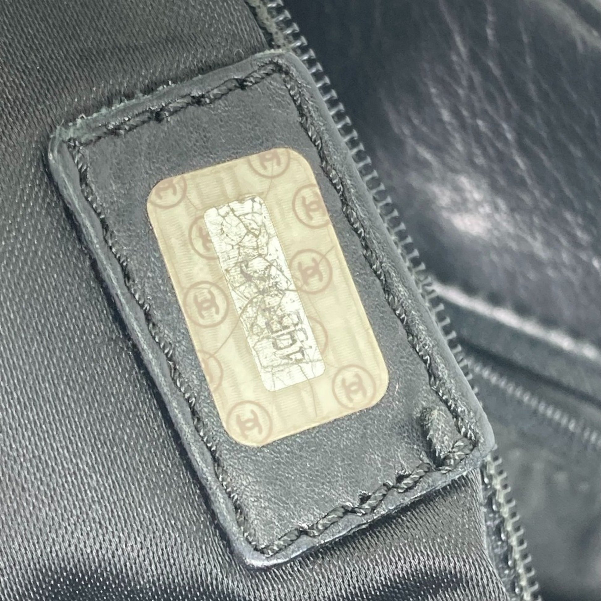 Chanel Logo CC, Black, Leather, shoulder
