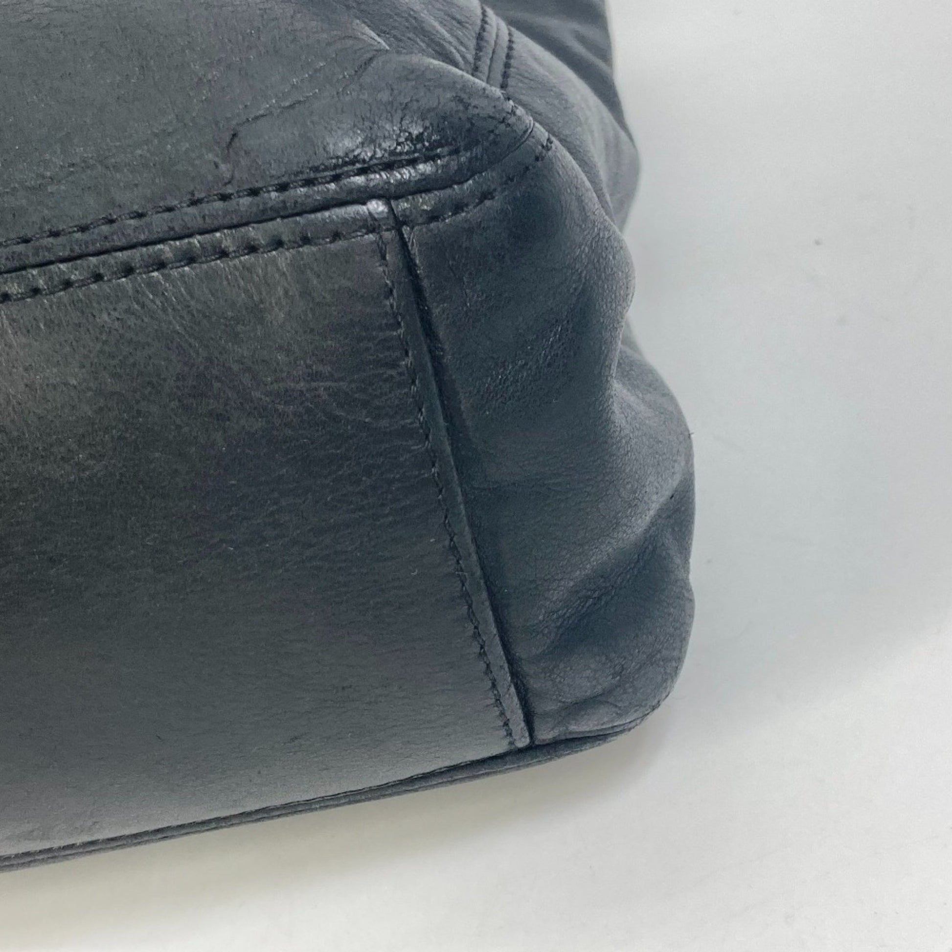 Chanel Logo CC, Black, Leather, shoulder
