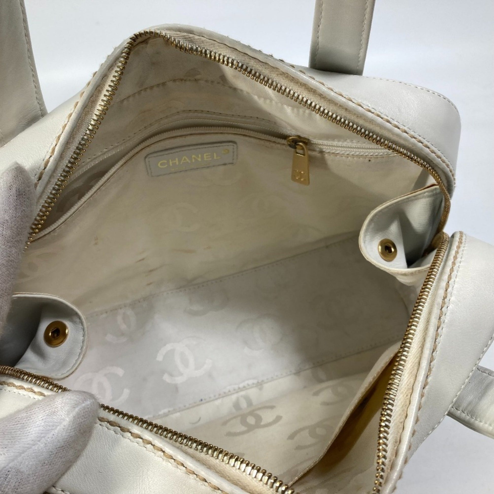Chanel Wild stitch, White, Leather, handbag