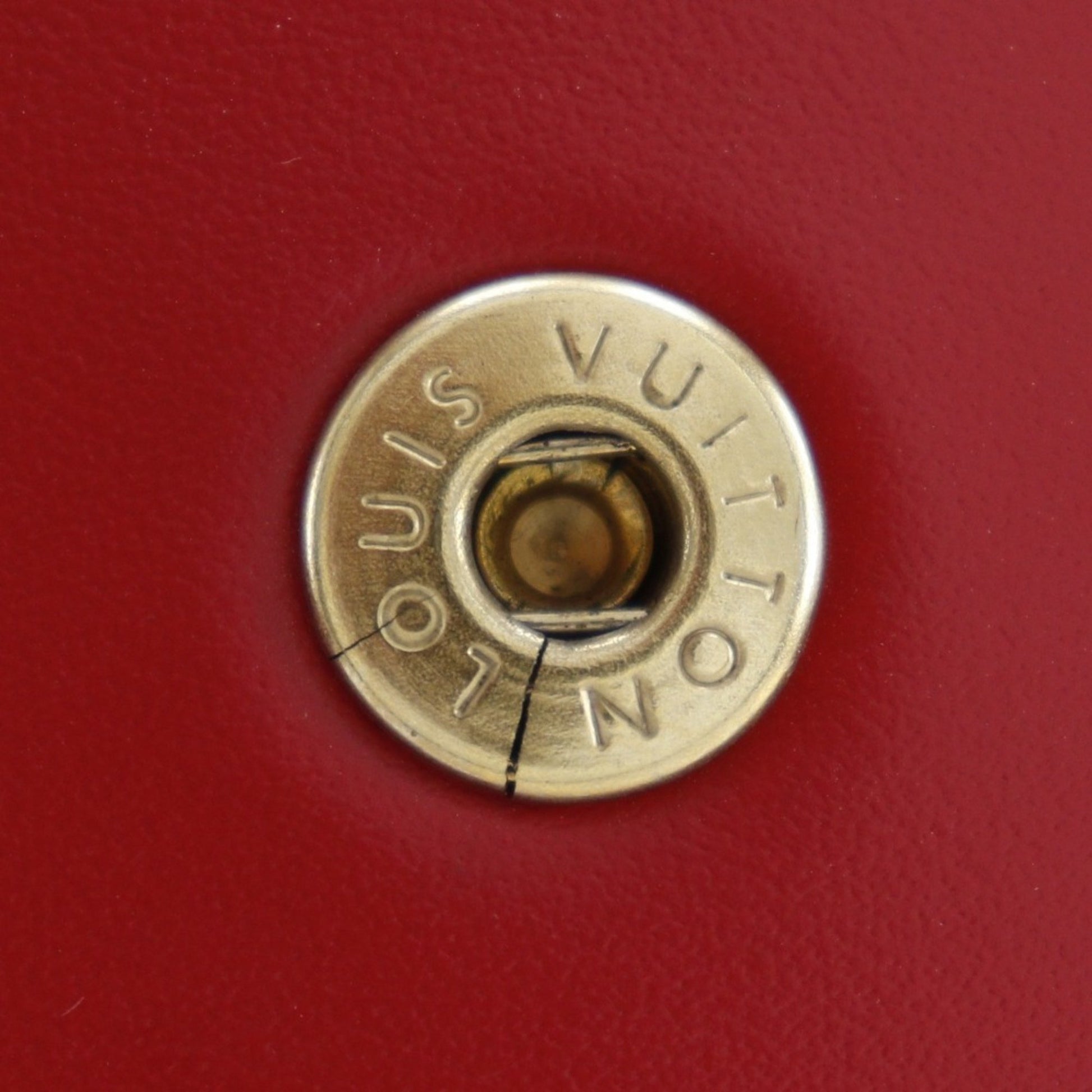 Louis Vuitton Sac d'épaule, Red, Leather, shoulder