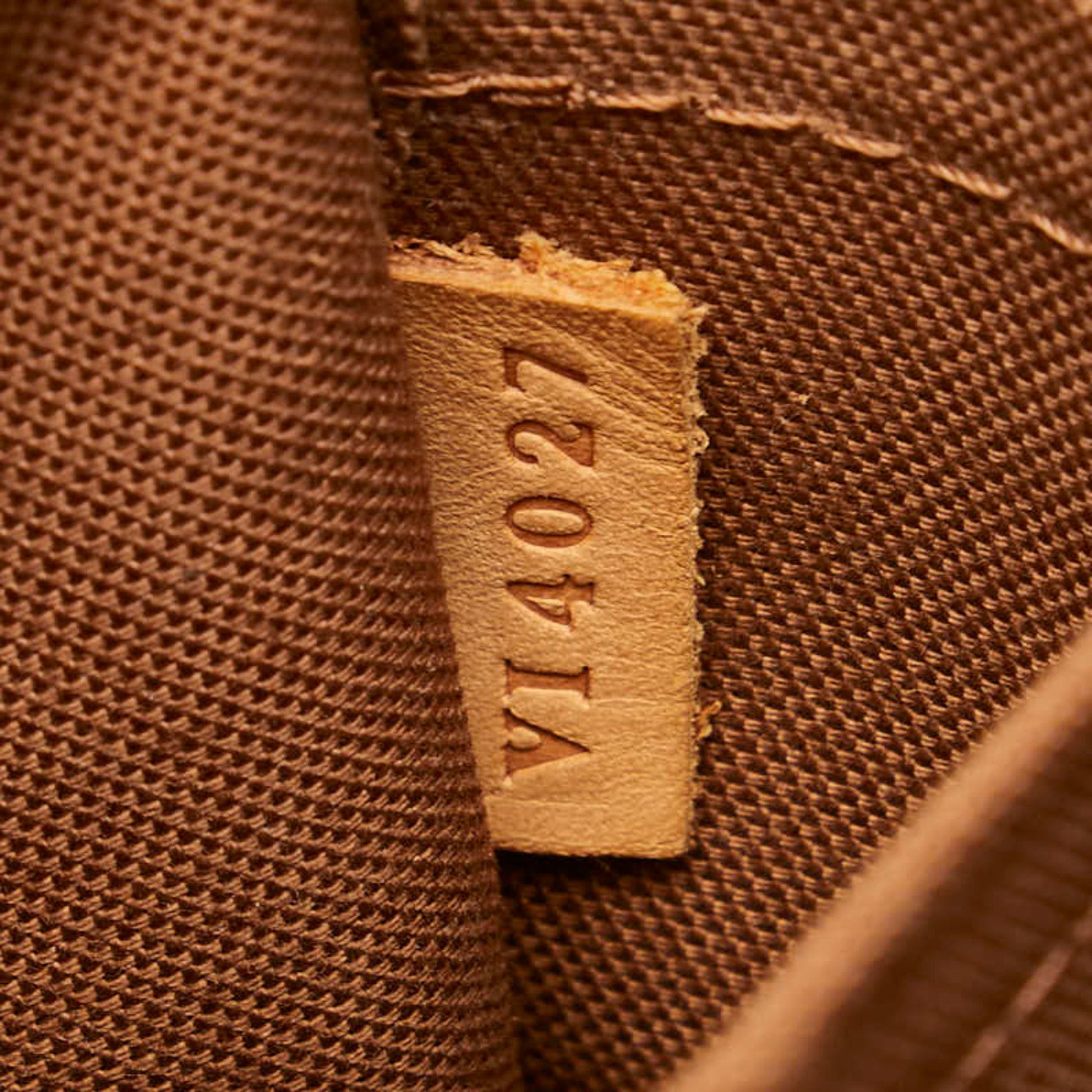 Louis Vuitton Tivoli, Brown, Canvas, tote