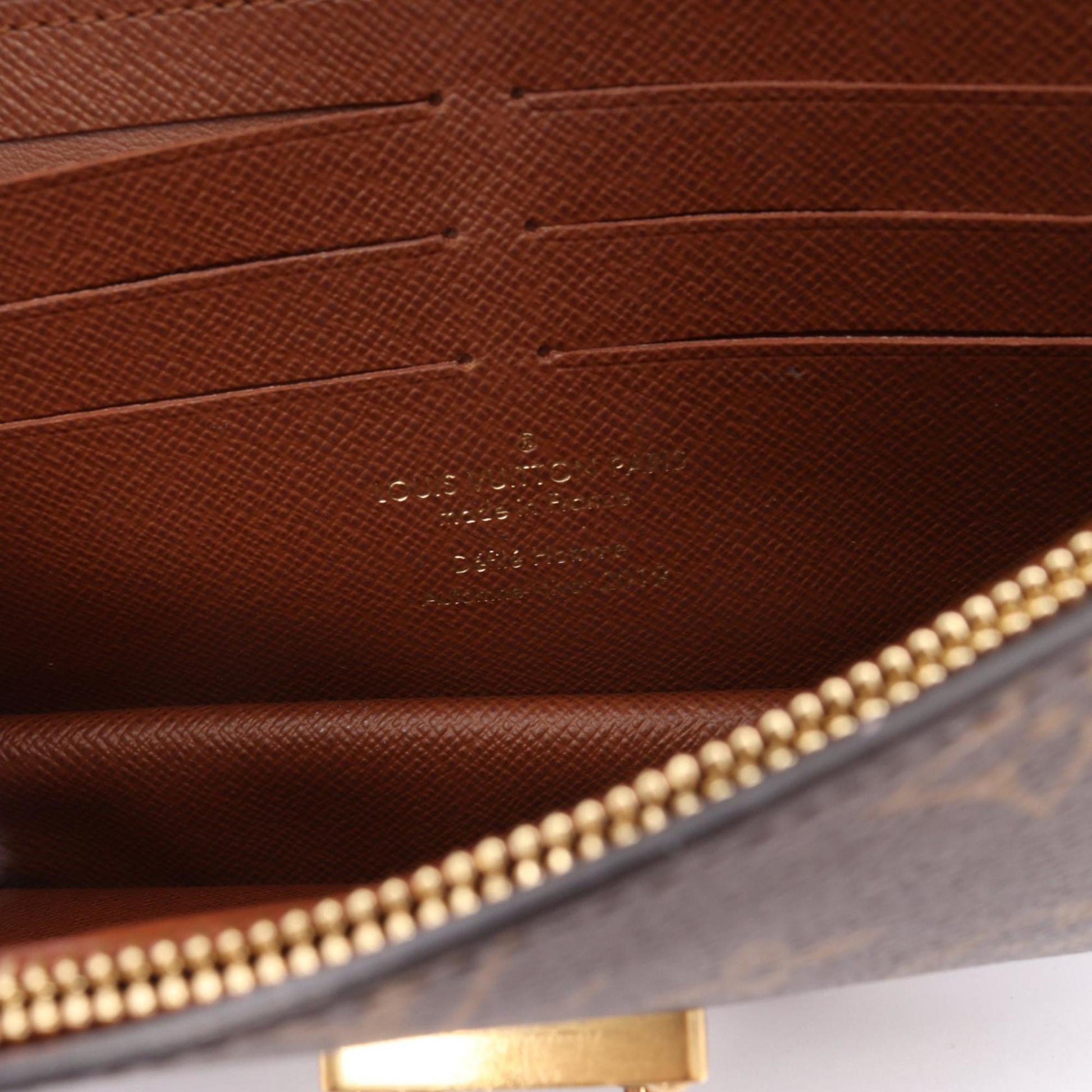 Louis Vuitton Bum Bag / Sac Ceinture, Brown, Canvas, clutch