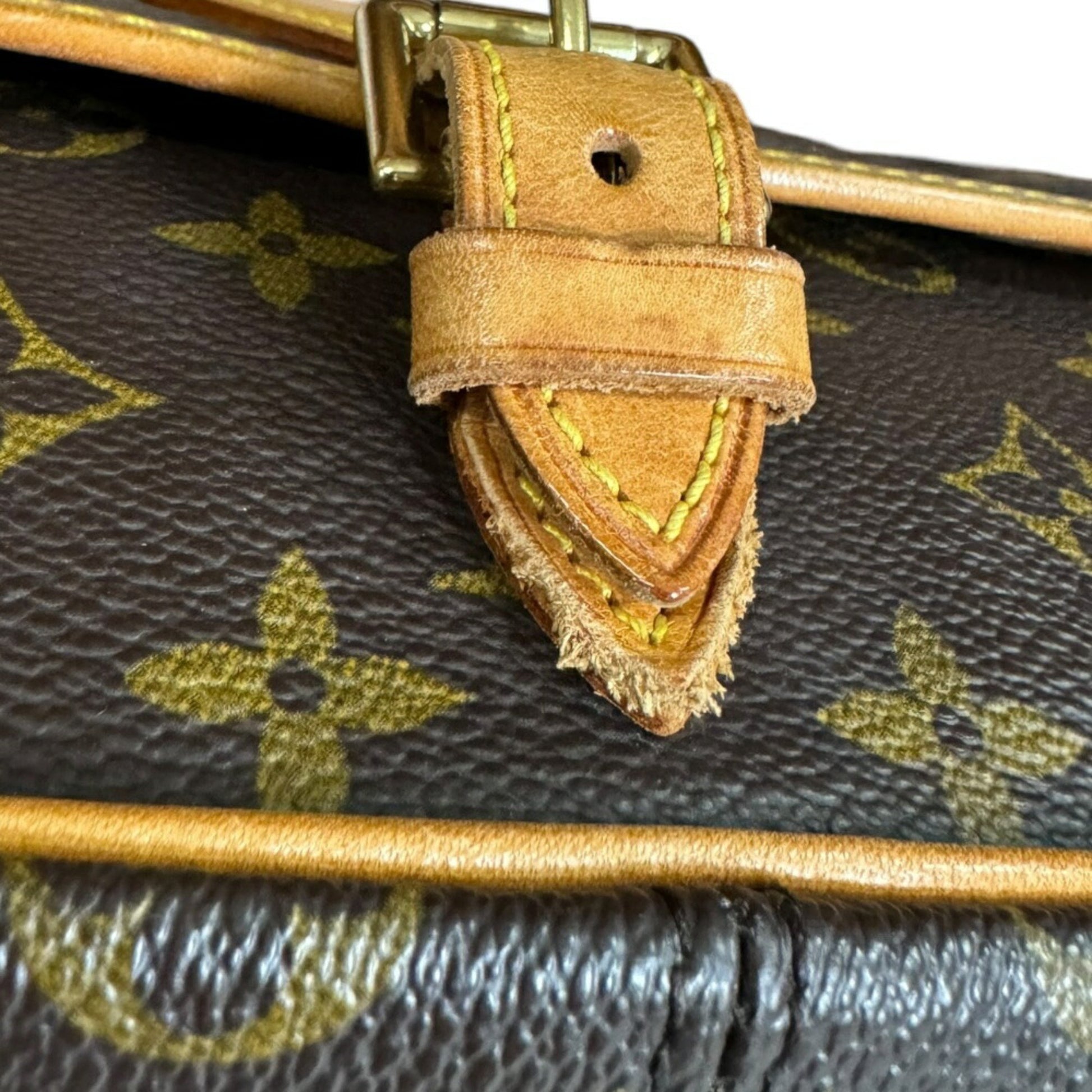 Louis Vuitton Sologne, Brown, Canvas, shoulder