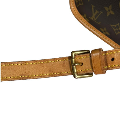 Louis Vuitton Sologne, Brown, Canvas, shoulder