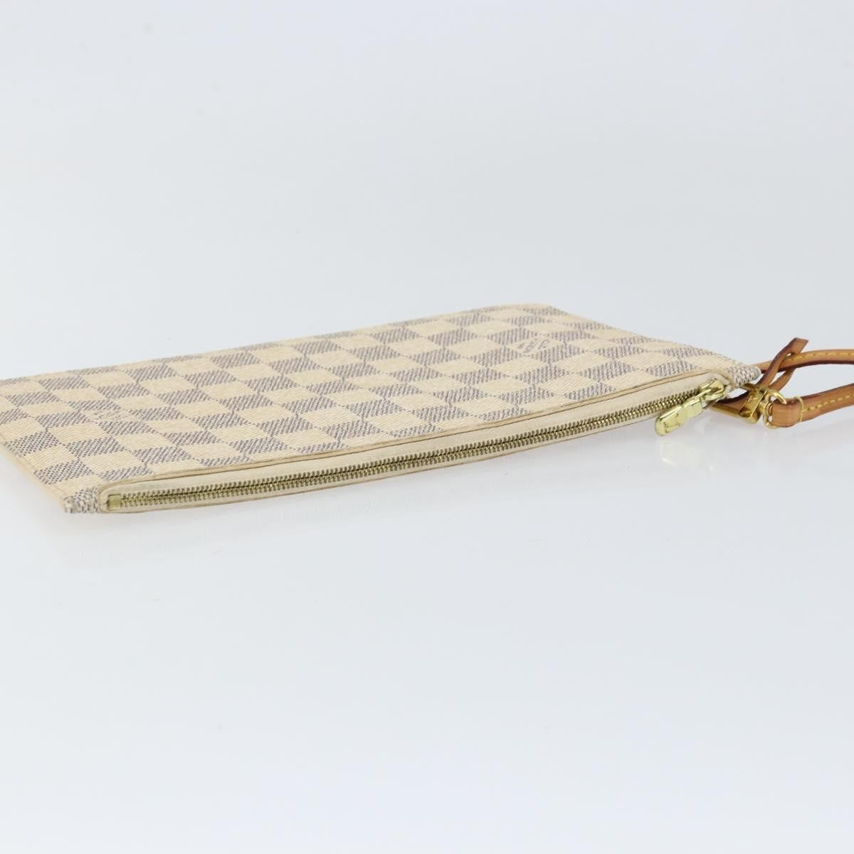 Louis Vuitton Neverfull Pochette Damier, White, Canvas, Clutch