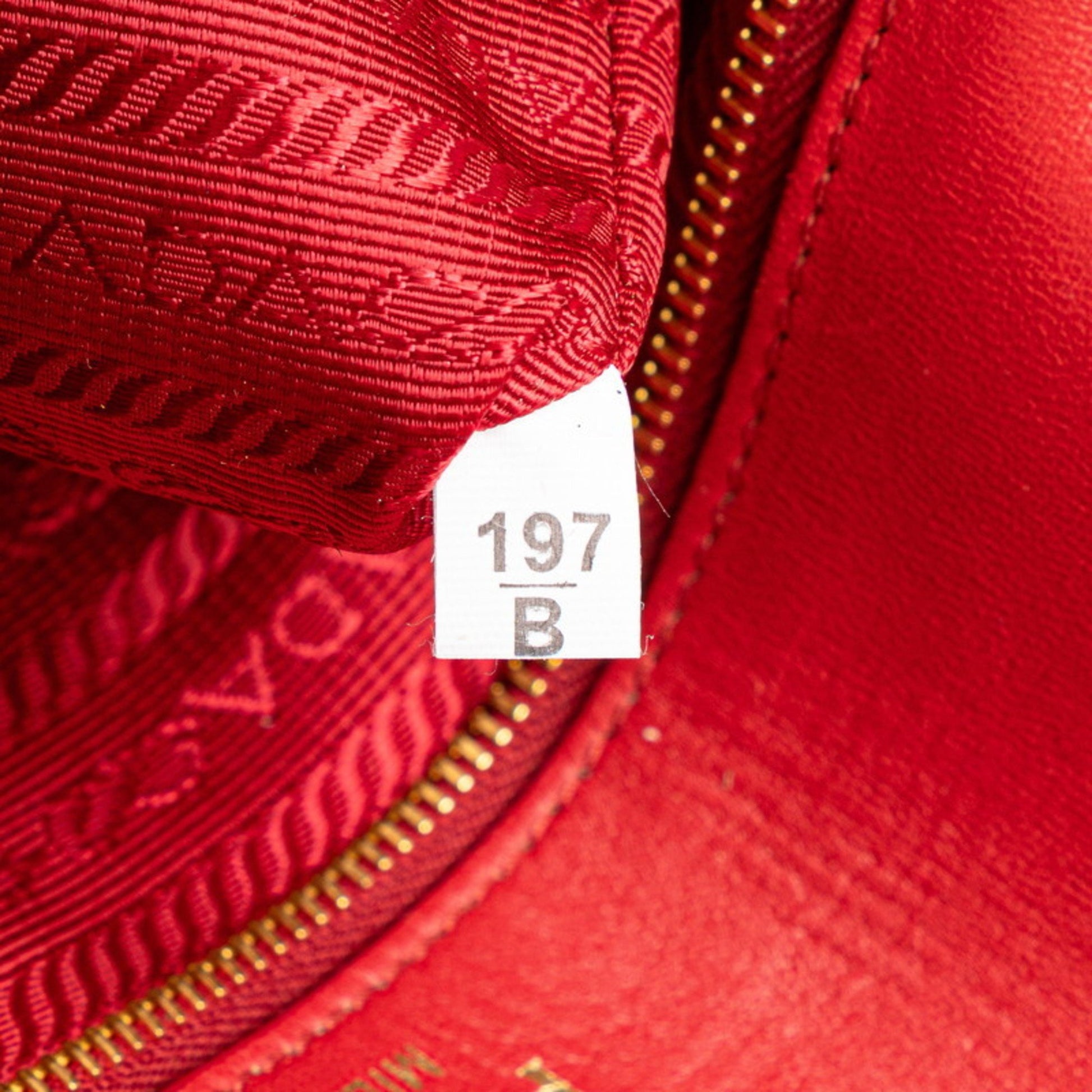 Prada Galet Arrière, Red, Leather, shoulder