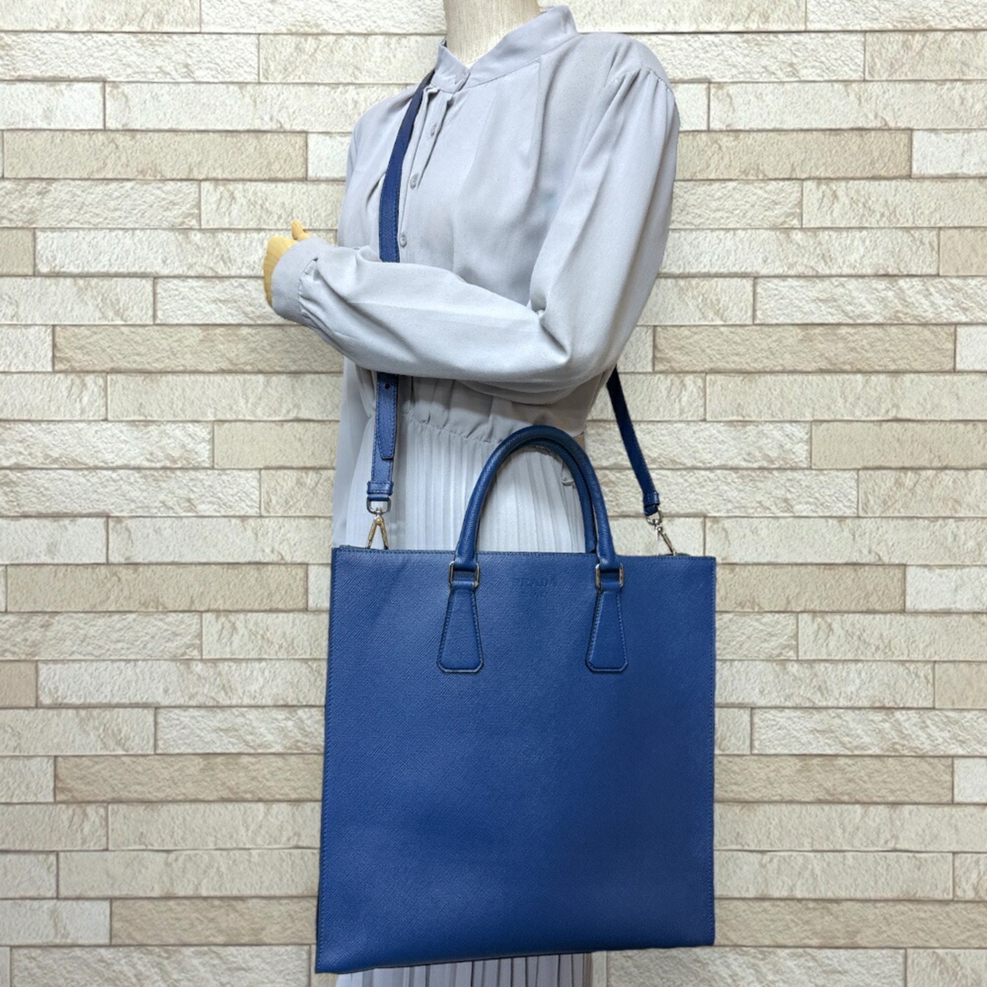 Prada, Blue, Leather, shoulder