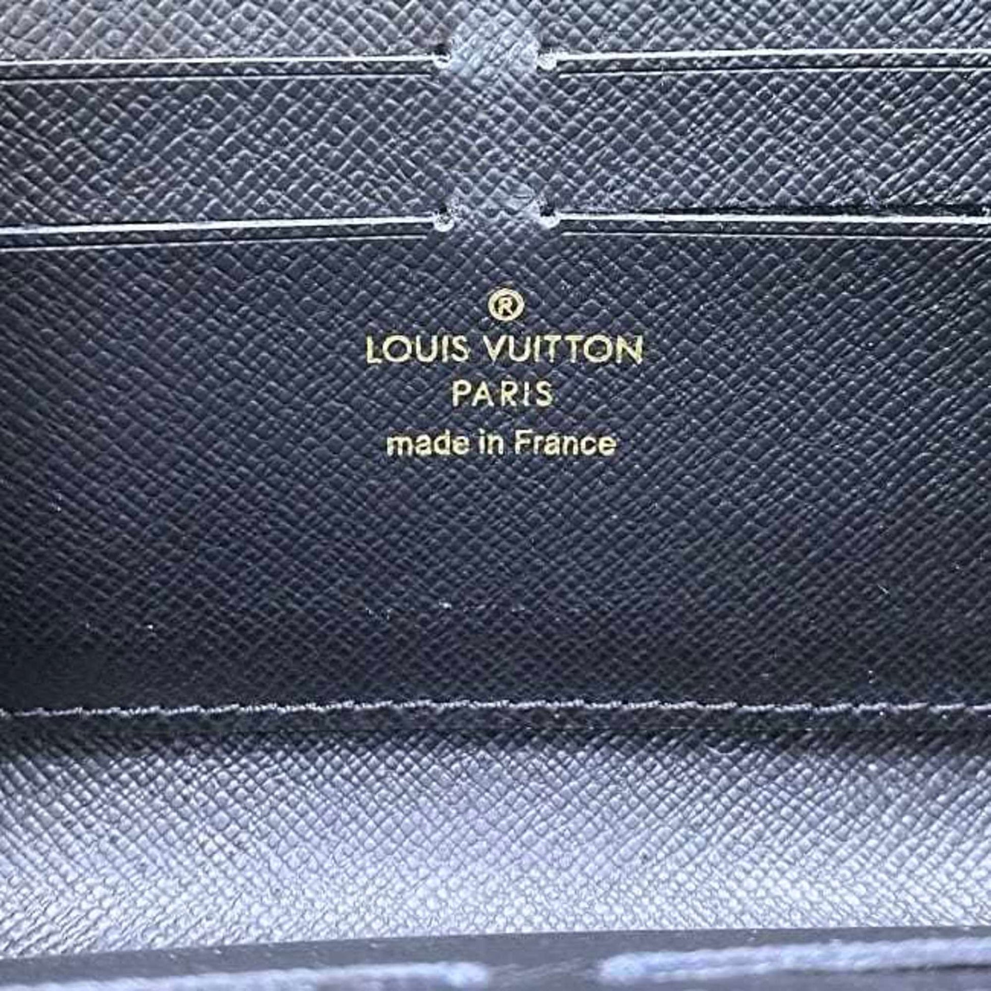 Louis Vuitton Dauphine, Beige, Canvas, wallet