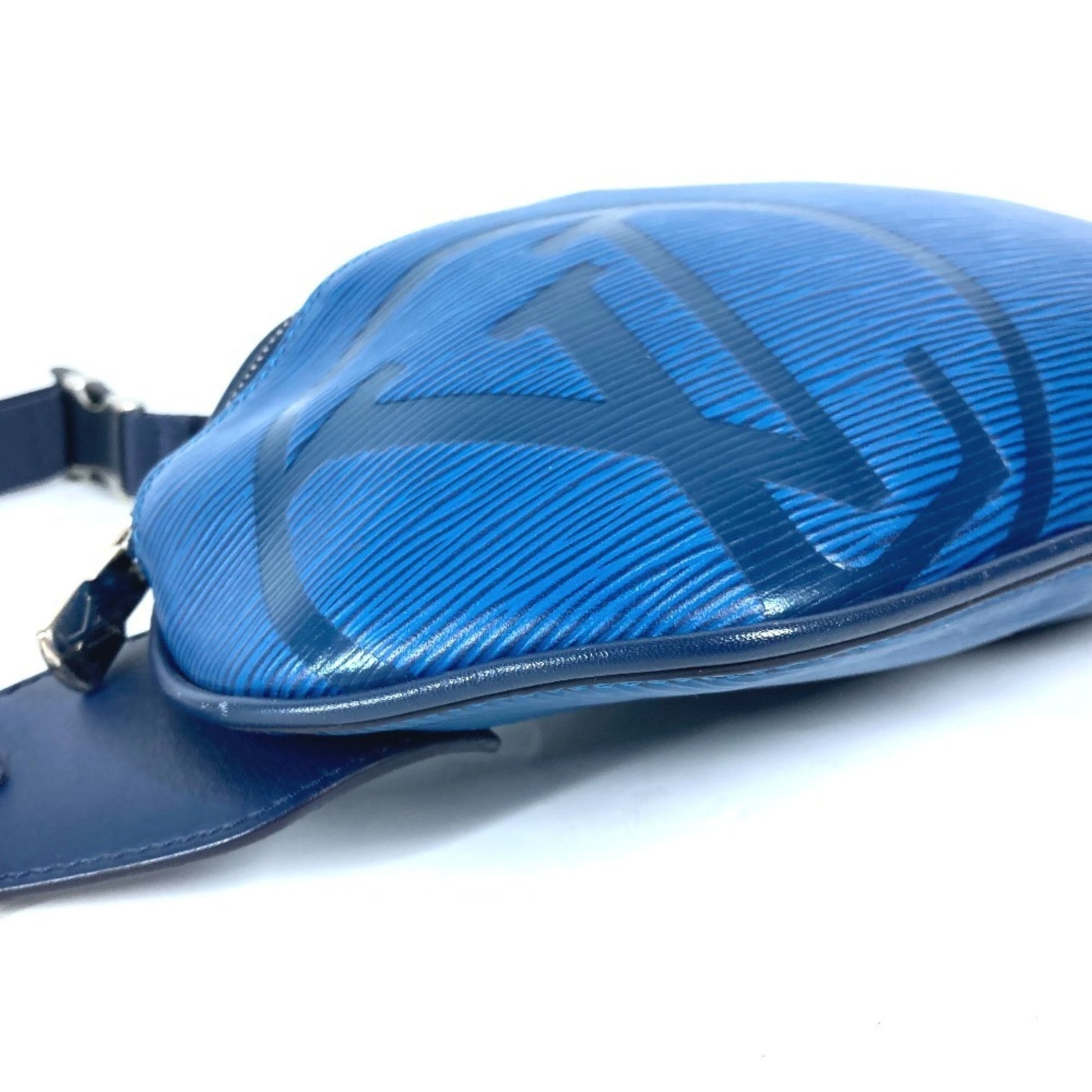 Louis Vuitton Bum Bag / Sac Ceinture, Blue, Leather, clutch