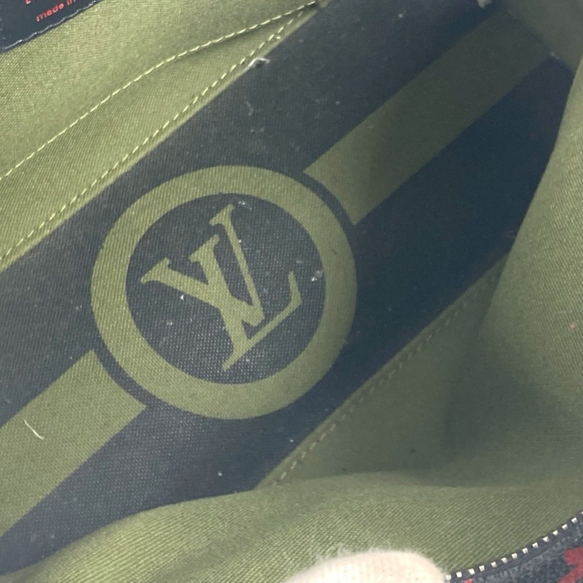 Louis Vuitton Dora, Black, Canvas, shoulder
