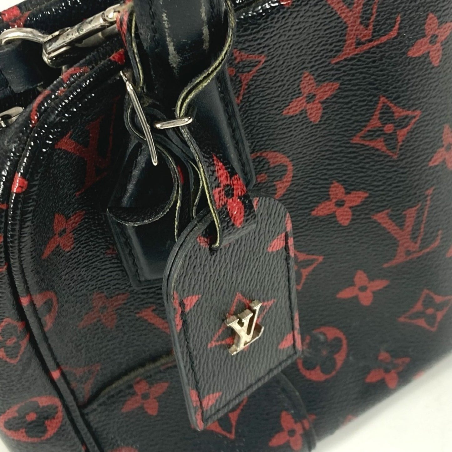 Louis Vuitton Dora, Black, Canvas, shoulder