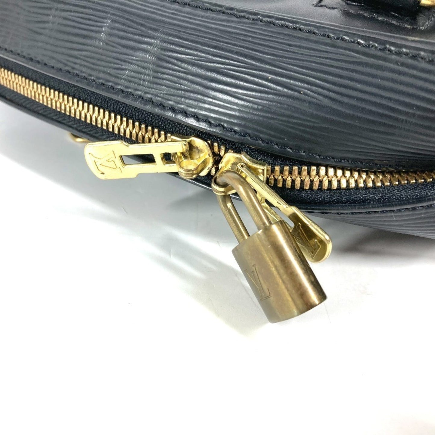 Louis Vuitton Deauville, Black, Leather, handbag
