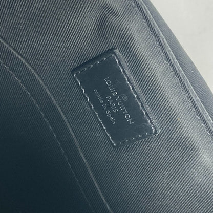 Louis Vuitton District, Black, Canvas, shoulder