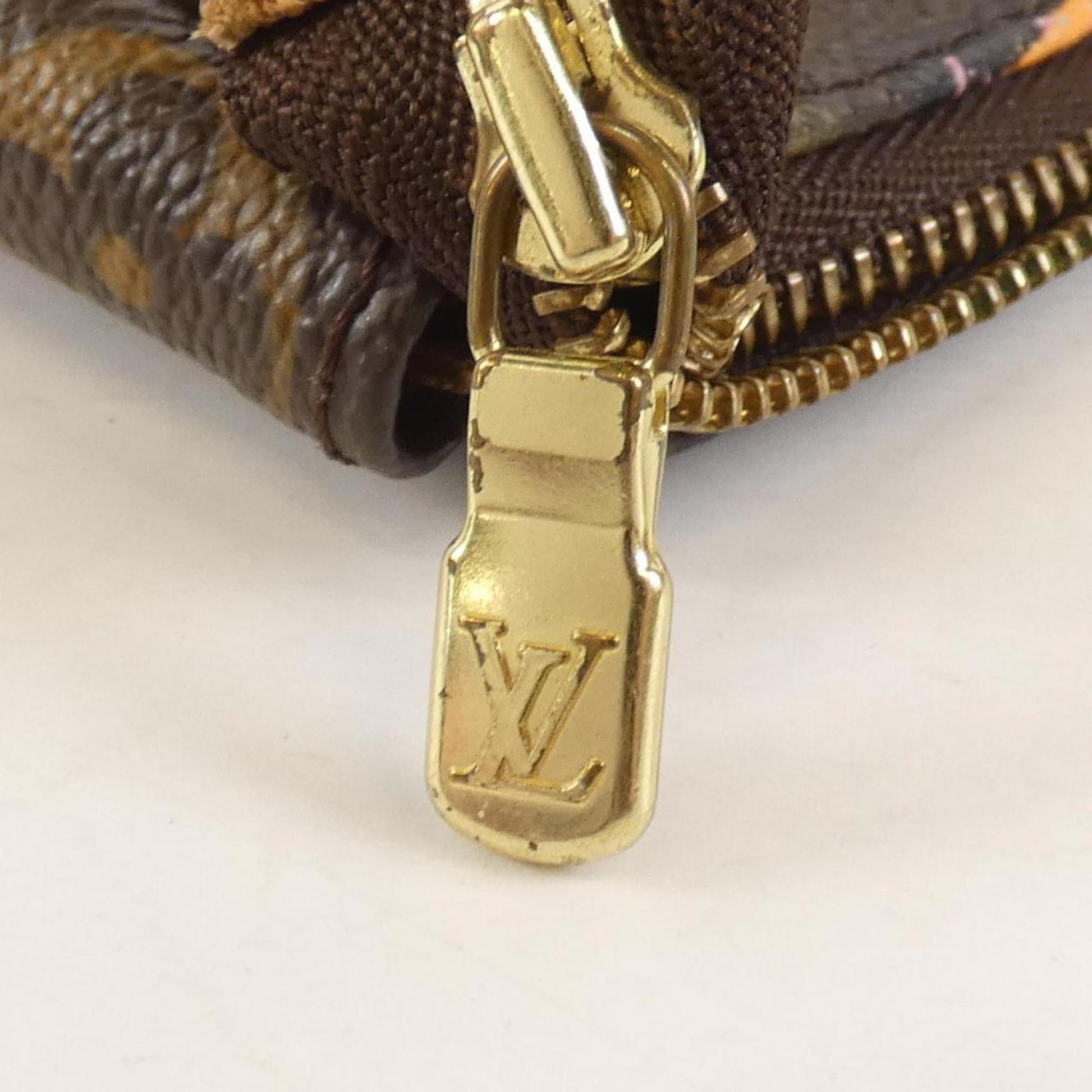 Louis Vuitton Pochette Accessoire, Brown, Canvas, clutch