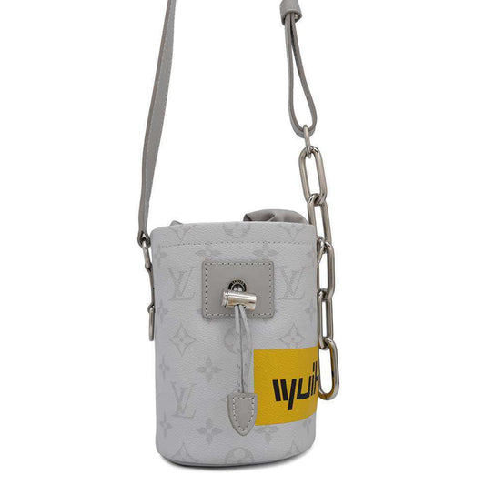 Louis Vuitton, Grey, Canvas, clutch