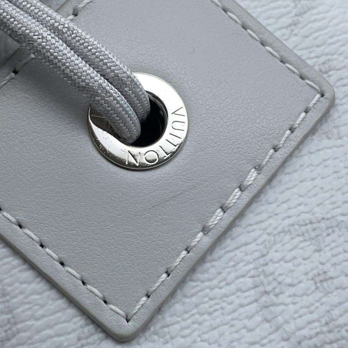 Louis Vuitton, Grey, Canvas, clutch