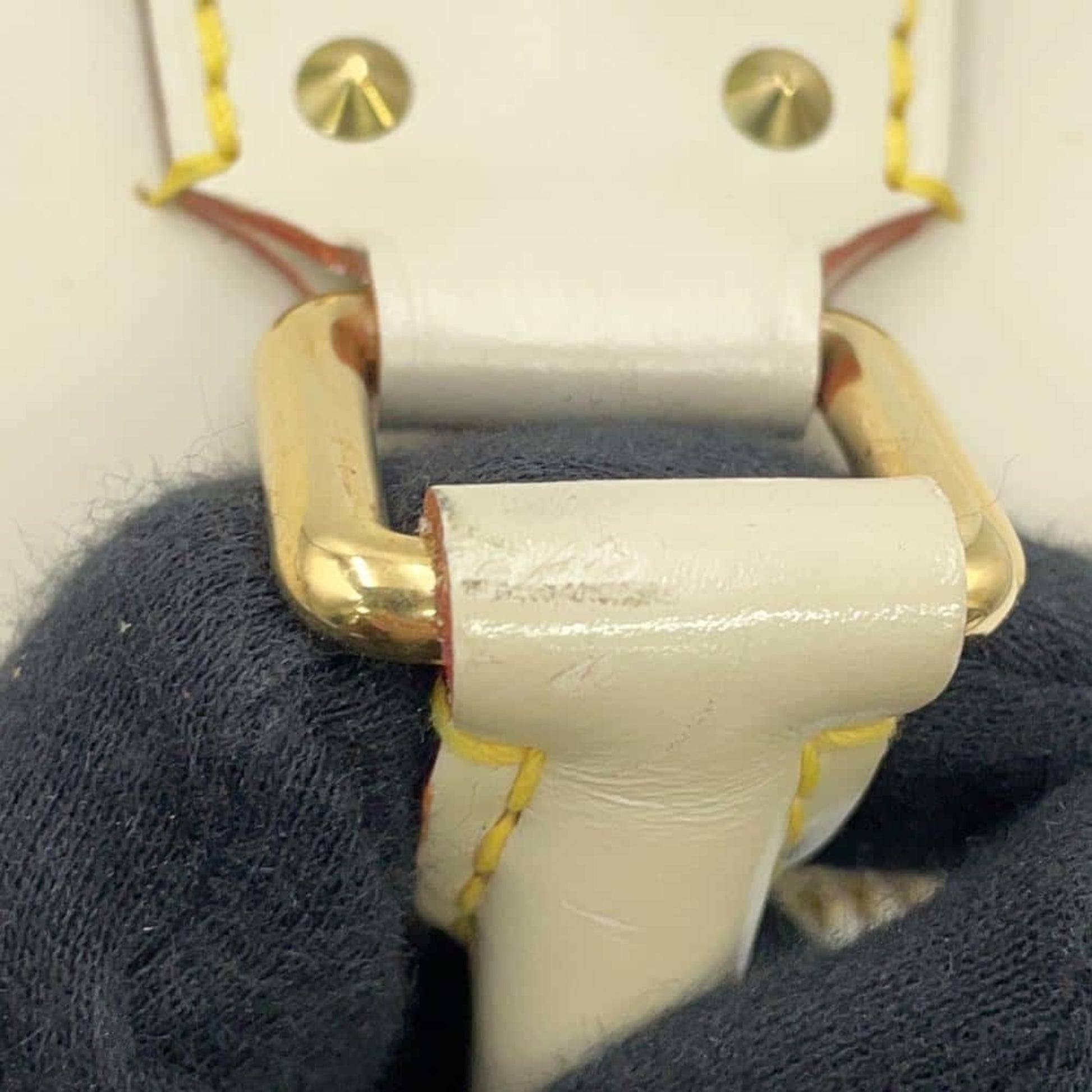 Louis Vuitton Lockit, White, Leather, handbag