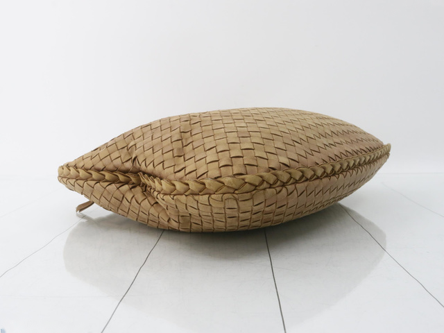 Bottega Veneta Intrecciato, Beige, Leather, handbag