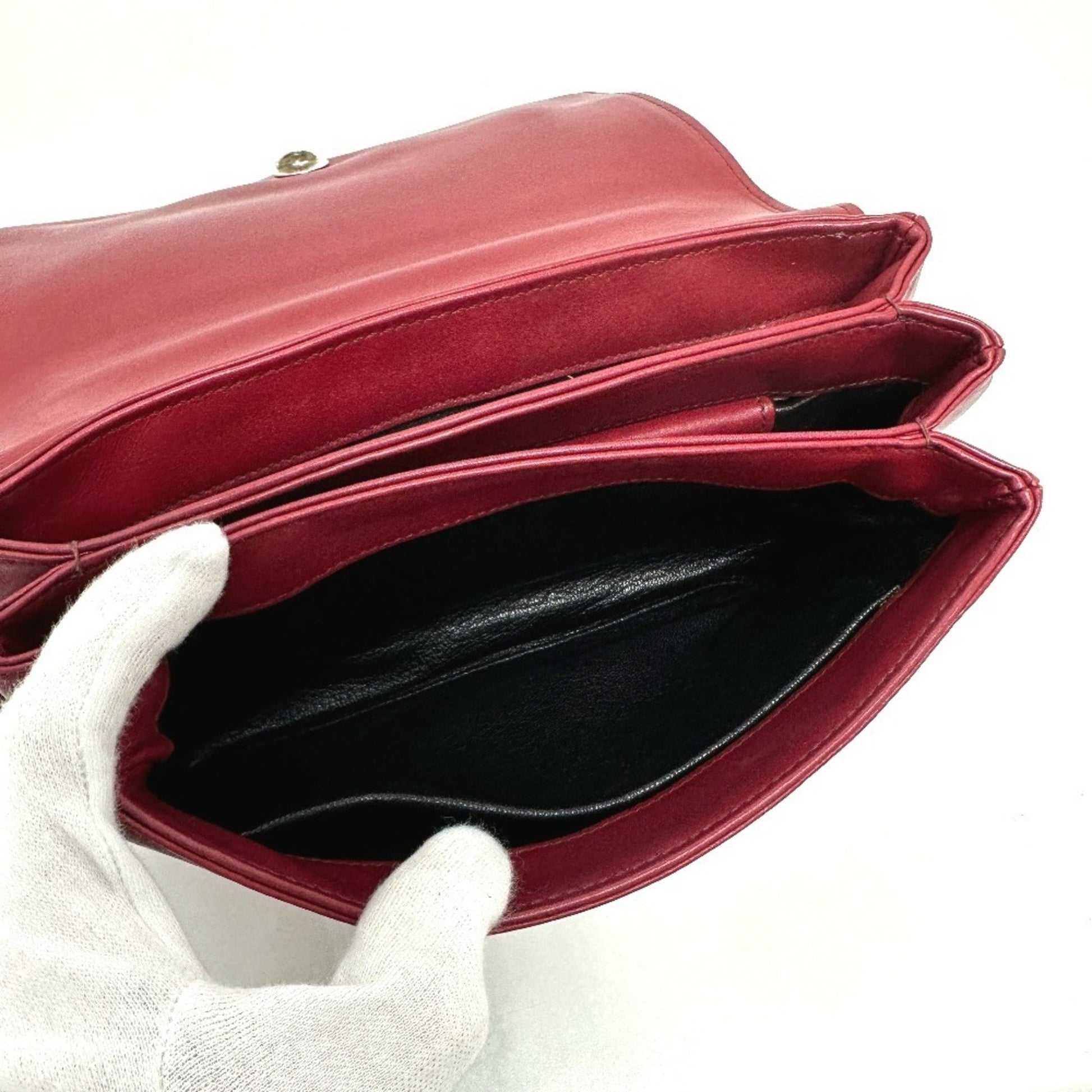 Prada --, Red, Leather, clutch