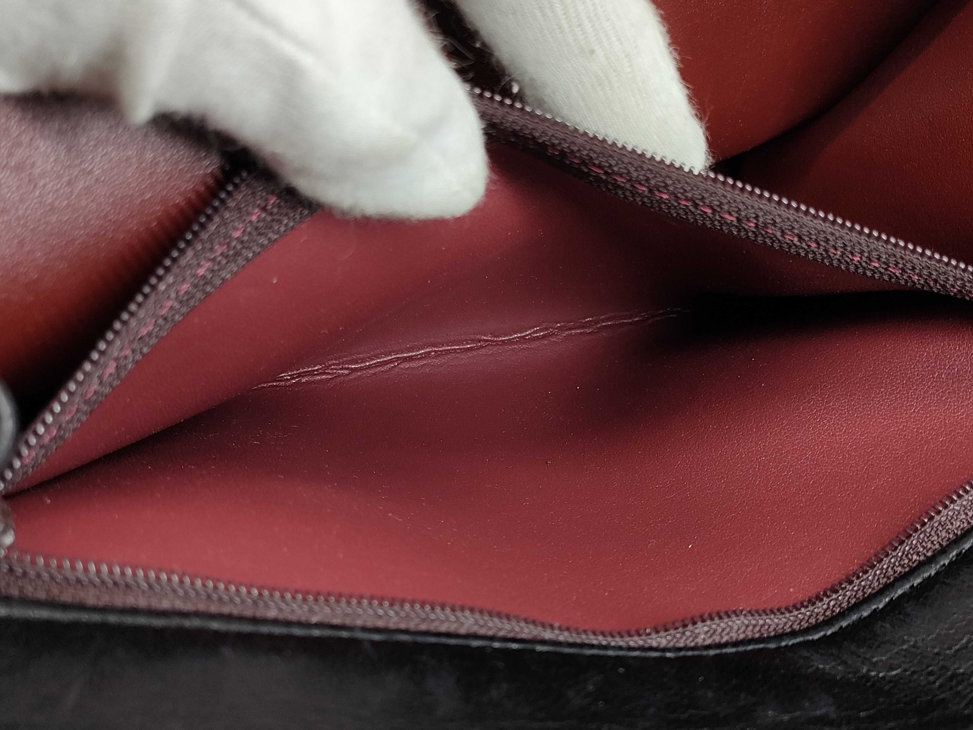 Chanel Wallet on Chain Quilted Velvet, BLACK, LEATHER, Handbag